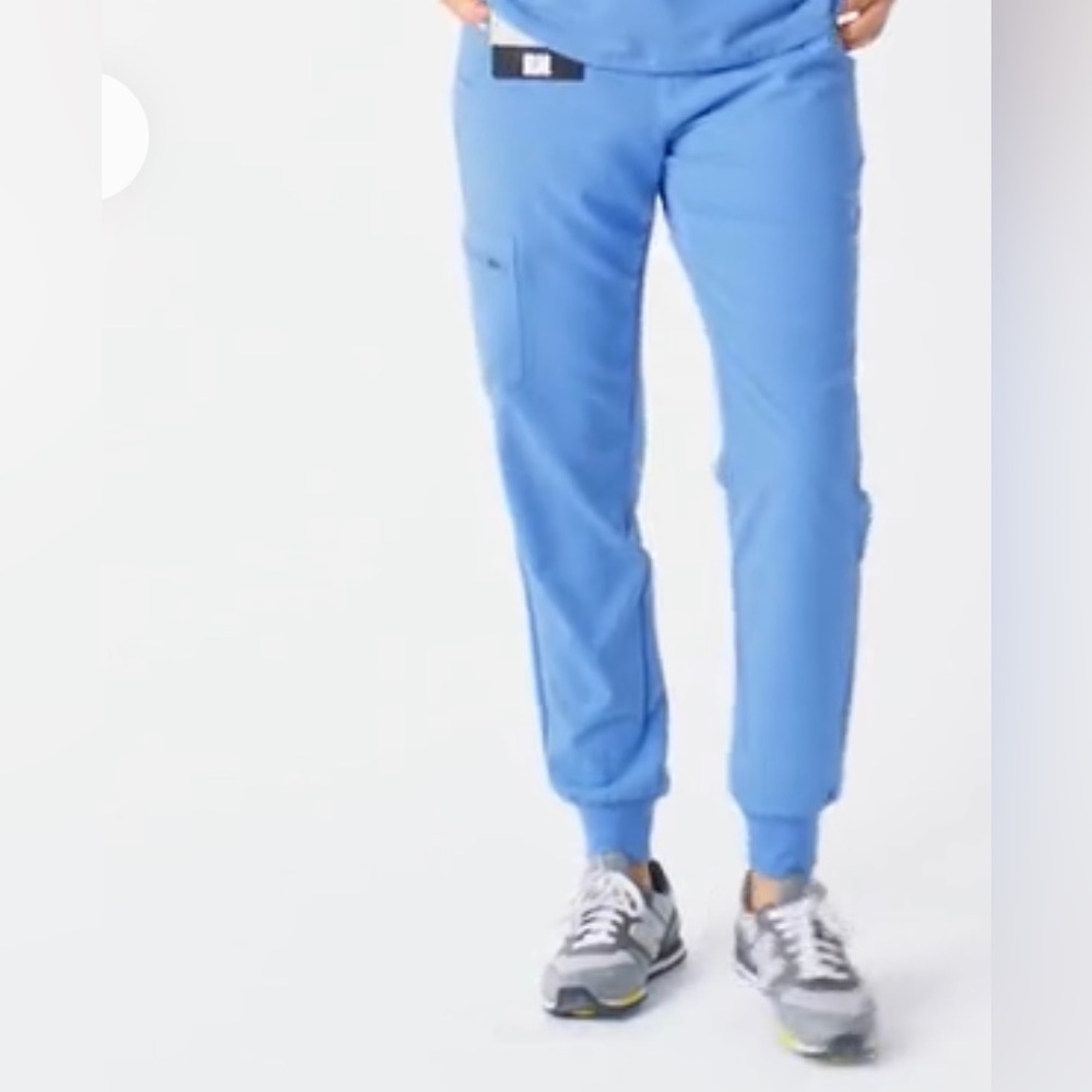 Like new dogs Zamora jogger in ceil blue